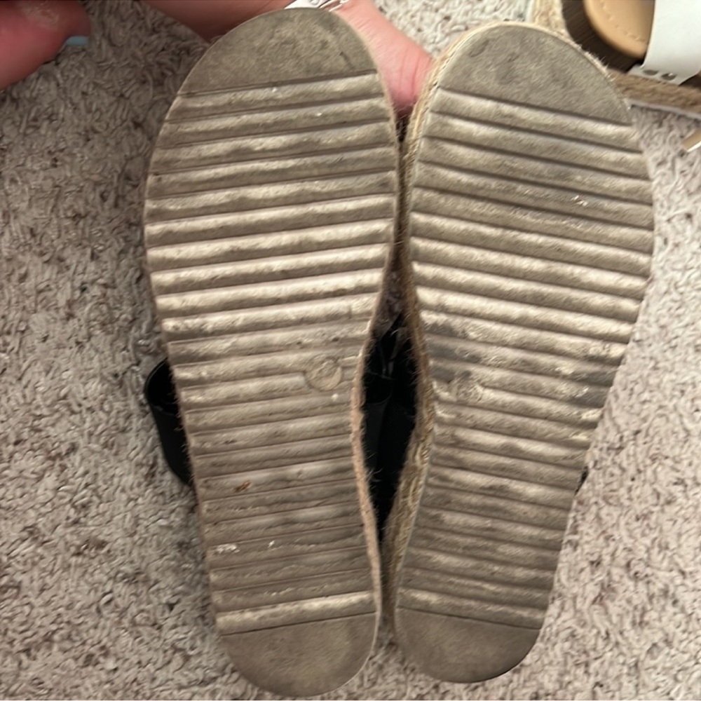 ESPADRILLES - Picture 3 of 3